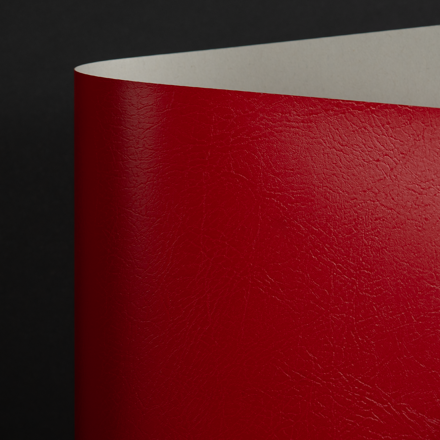 Gloss Brava, Red (021-17277L)