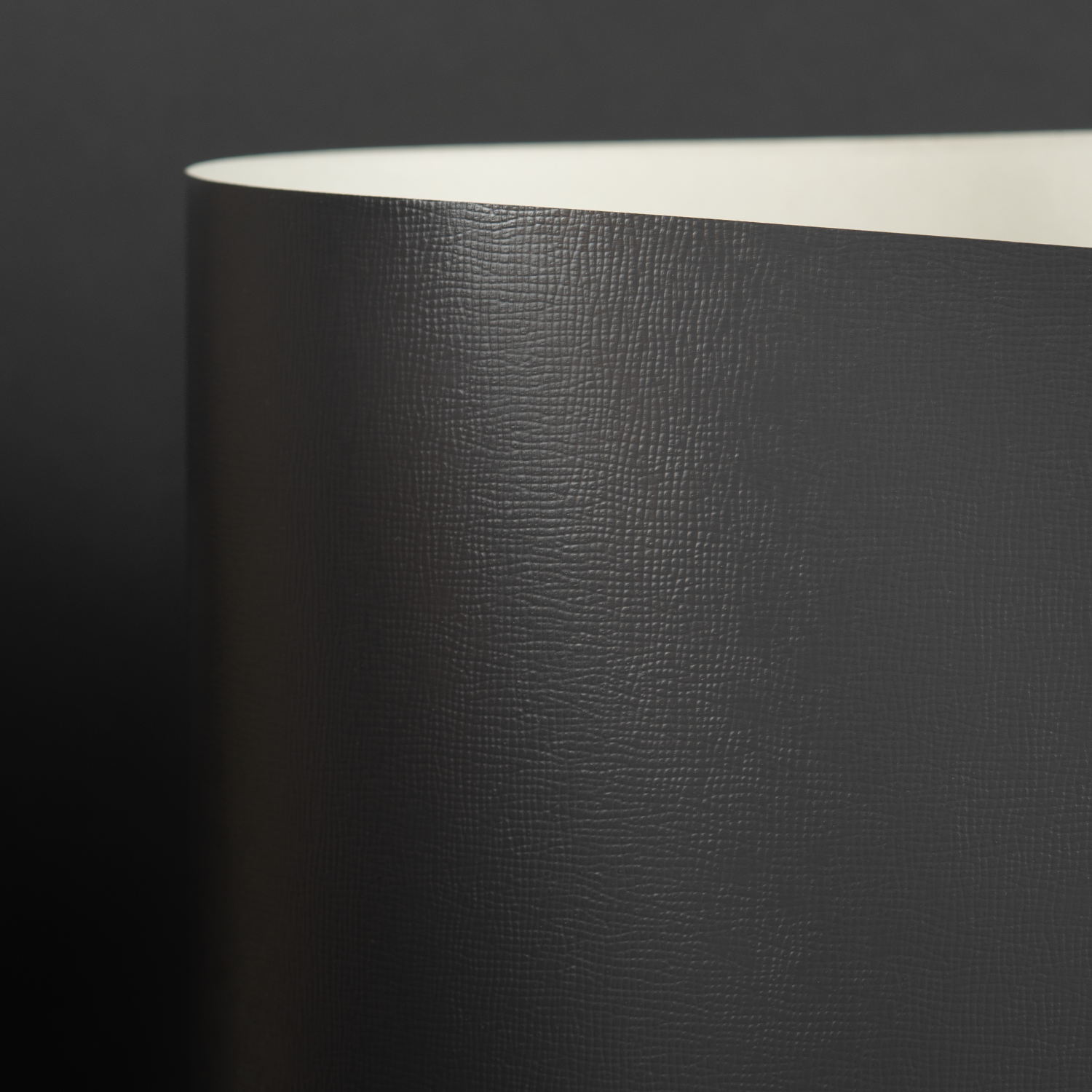 Gloss Edge, Grey (094-12077L)