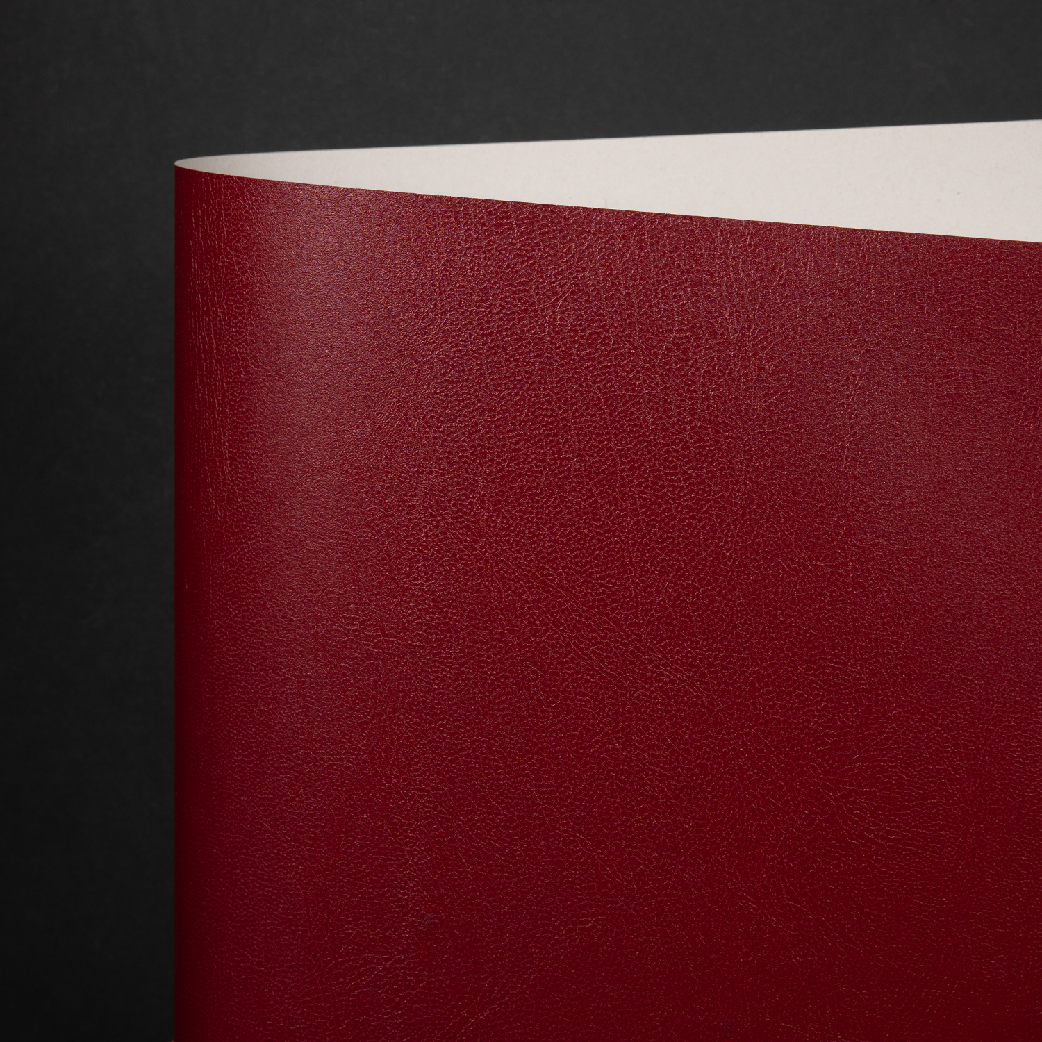 Classic Cavali, Burgundy (033-49500S)