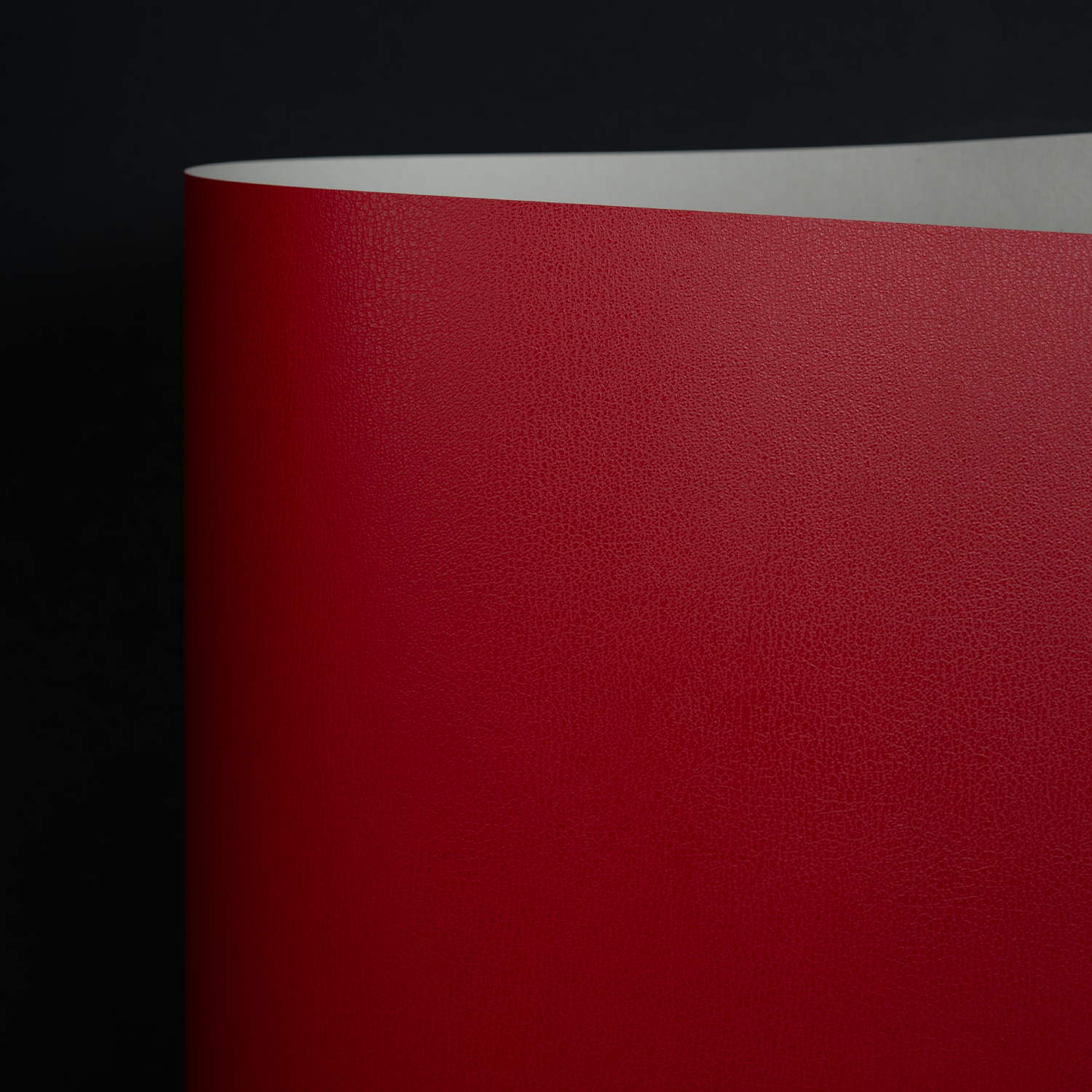 Antique Corio, Red (074-10077T)