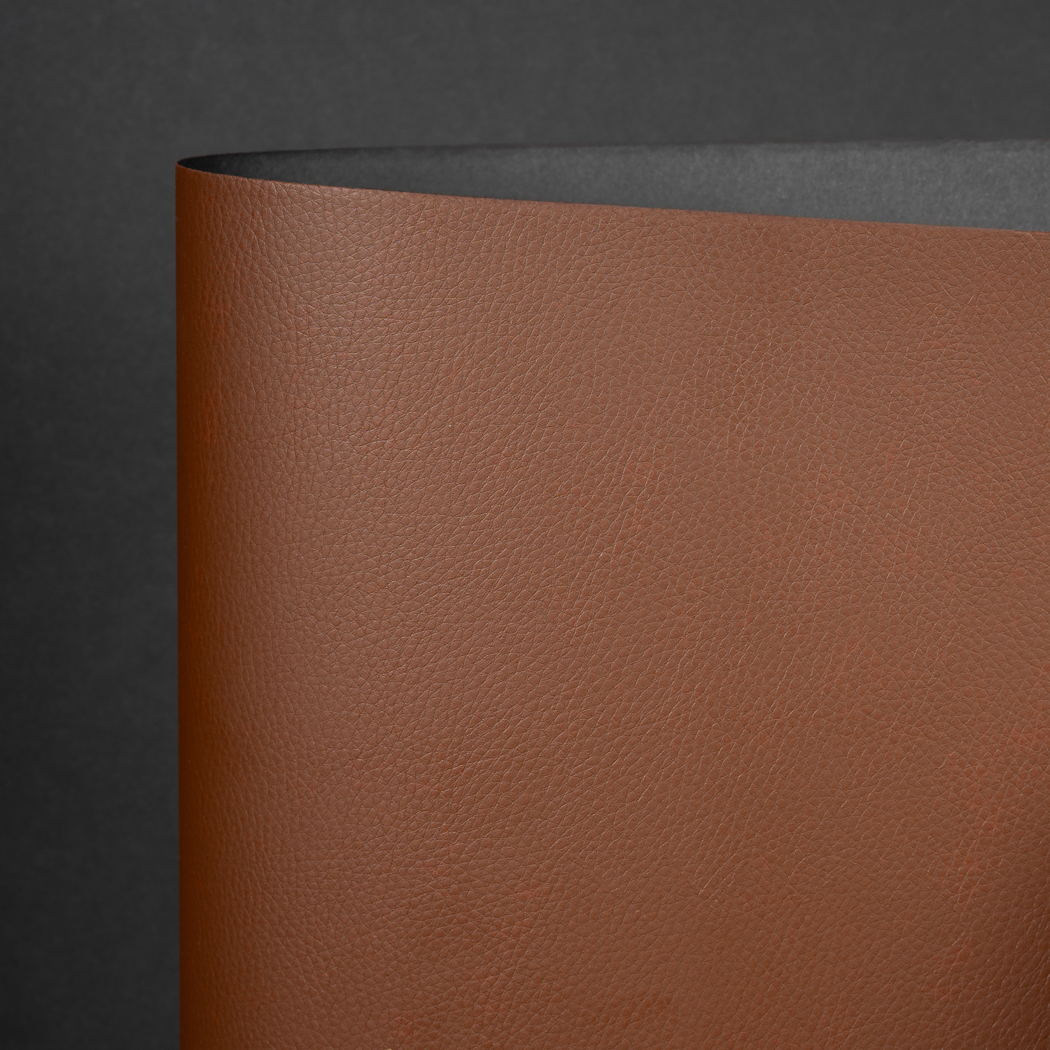 Hazel, DK Brown (YNA-005)